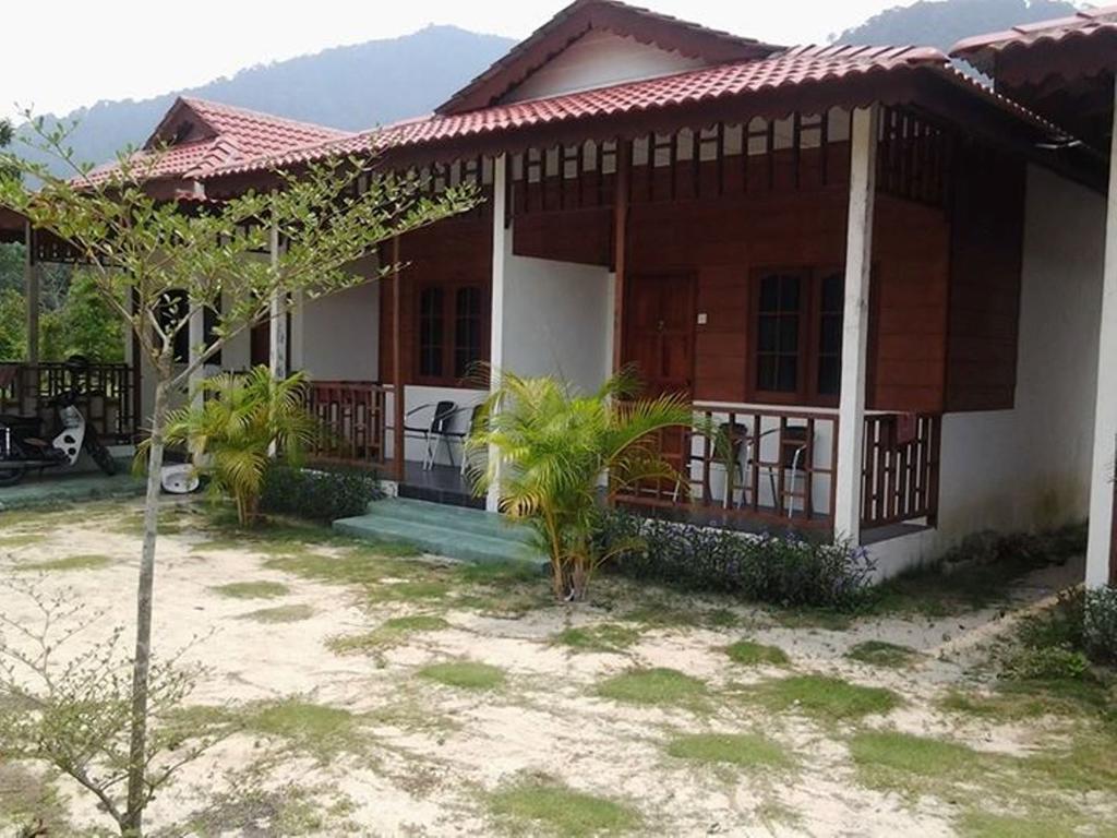 Pangkor Waterfall Beach Resort Kampung Teluk Nipah Buitenkant foto